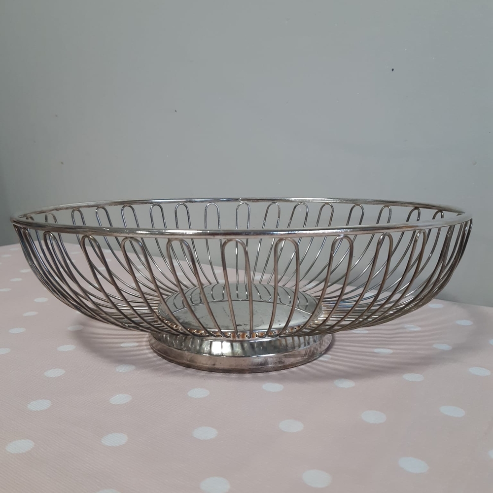 Silver Wire Fruit Basket